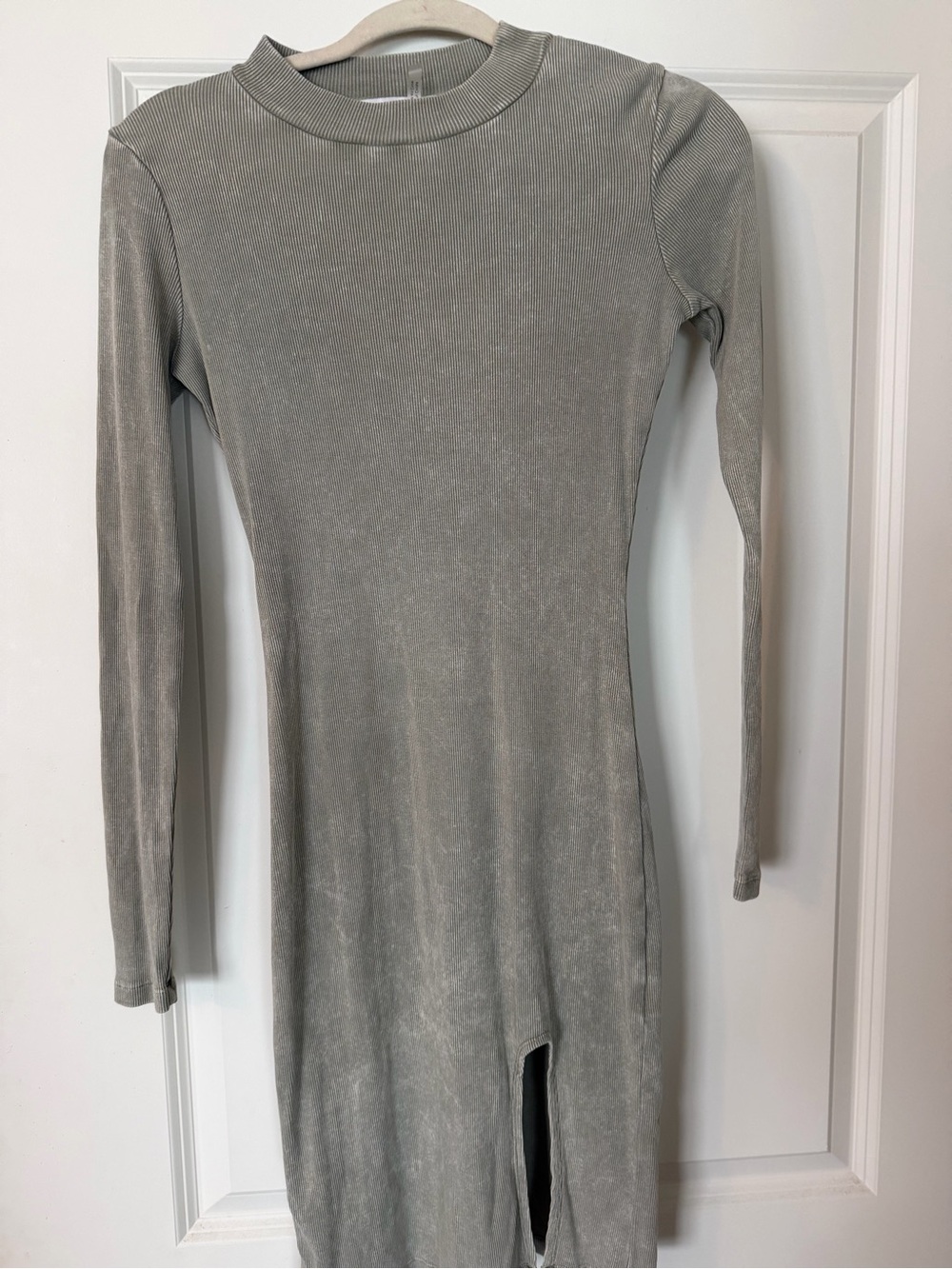 Young Fabulous & Broke Ribbed Crewneck Midi Dress in Light Sage